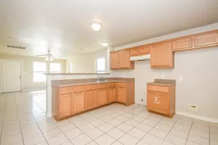 894 N Victory Dr, Houston, TX 77088 - Photo 11