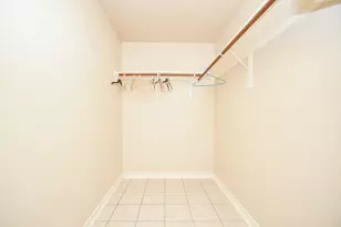 894 N Victory Dr, Houston, TX 77088 - Photo 15