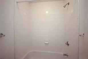 2052 Branard St, Houston, TX 77098 - Photo 9