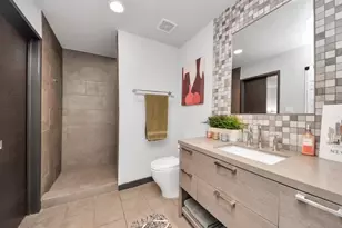 1410 Hyde Park Blvd, Houston, TX 77006 - Photo 7