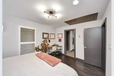 1410 Hyde Park Boulevard #203, Houston, TX 77006 - Photo 11