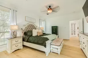 52 English Oak Ct, Lake Jackson, TX 77566 - Photo 25