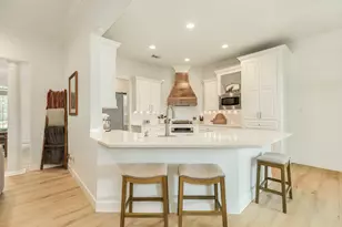 52 English Oak Ct, Lake Jackson, TX 77566 - Photo 15