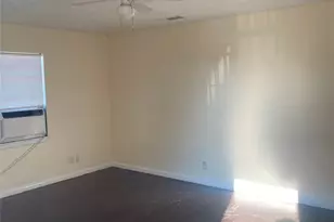 2212 63rd St, Galveston, TX 77551 - Photo 7