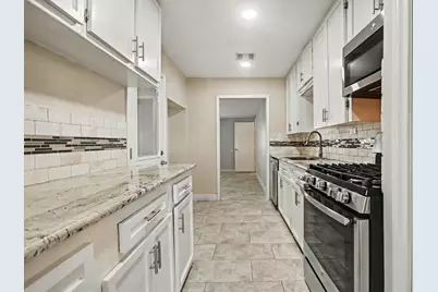 1606 Afton Street, Houston, TX 77055 - Photo 9