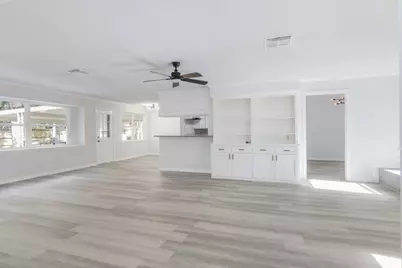 3820 Evergreen Drive, Dickinson, TX 77539 - Photo 7