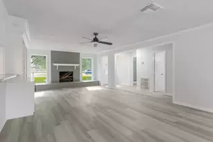 3820 Evergreen Dr, Dickinson, TX 77539 - Photo 5