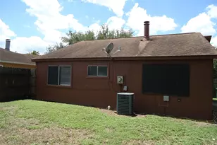 7610 Lemma Dr, Houston, TX 77041 - Photo 37