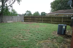 7610 Lemma Dr, Houston, TX 77041 - Photo 31