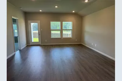1004 Legrand Street, Brenham, TX 77833 - Photo 3
