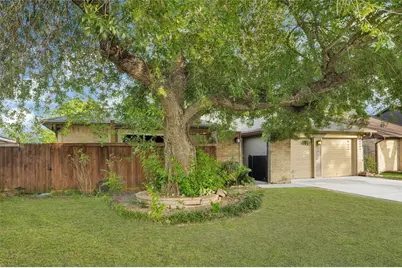 2515 Harvest Cove, Friendswood, TX 77546 - Photo 3