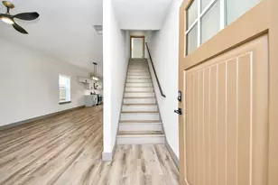 9916 Dipping Woods St, Houston, TX 77076 - Photo 11