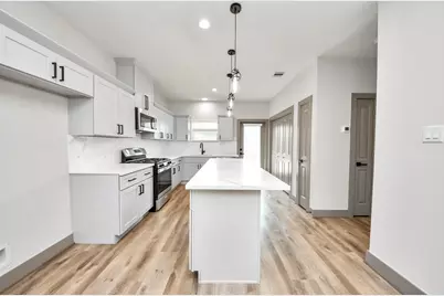 9916 Dipping Woods Street, Houston, TX 77076 - Photo 23
