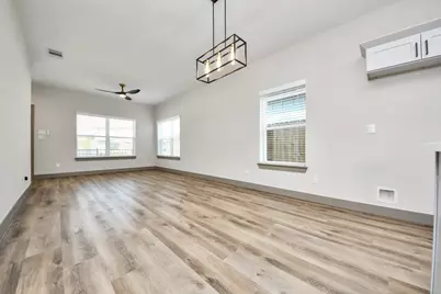 9916 Dipping Woods Street, Houston, TX 77076 - Photo 15