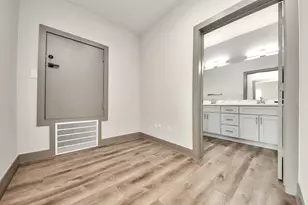 9916 Dipping Woods St, Houston, TX 77076 - Photo 39