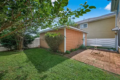 15859 E Park Court, Houston, TX 77082 - Photo 21