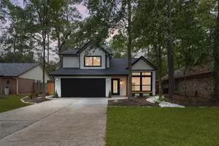 203 S Pathfinders Cir, The Woodlands, TX 77381 - Photo 1