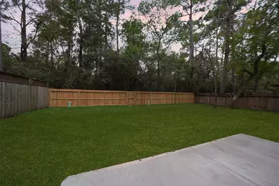 203 S Pathfinders Circle, The Woodlands, TX 77381 - Photo 5