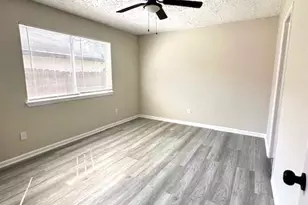 1914 Feather Ridge Dr, Missouri City, TX 77489 - Photo 9