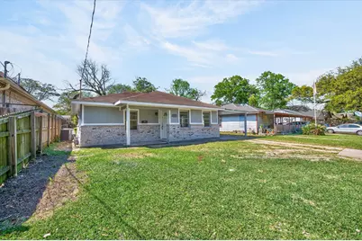 1114 Montrose Street, Port Neches, TX 77651 - Photo 3