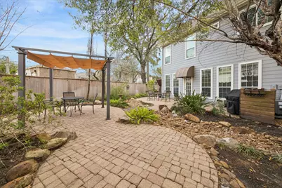 2630 Shady Acres Landing, Houston, TX 77008 - Photo 25