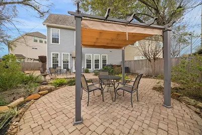 2630 Shady Acres Landing, Houston, TX 77008 - Photo 23