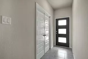 2223 Cherryvale Dr, Tomball, TX 77375 - Photo 3
