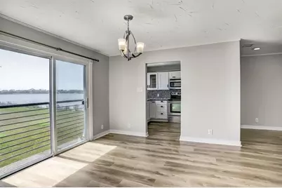 709 Gale Street #14, Seabrook, TX 77586 - Photo 5