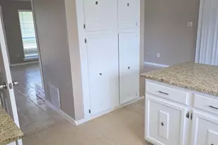 16611 Quail Dale Dr, Houston, TX 77489 - Photo 5