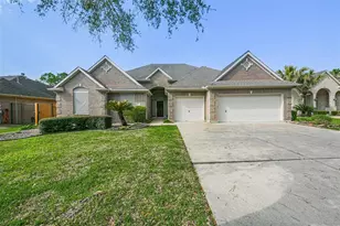 3603 E Cedar Hollow Dr, Pearland, TX 77584 - Photo 1