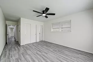 6027 Ledbetter St, Houston, TX 77087 - Photo 13