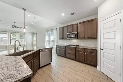 8731 Ute Creek Lane, Magnolia, TX 77354 - Photo 7