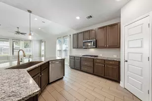 8731 Ute Creek Ln, Magnolia, TX 77354 - Photo 7