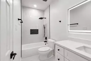 2522 Willow Springs Ln, Sugar Land, TX 77479 - Photo 33