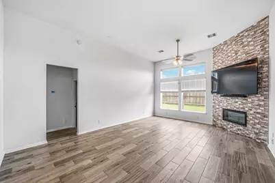 5819 Northern Rose Lane, Rosenberg, TX 77469 - Photo 9