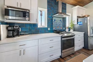 1649 County Rd 299, Sargent, TX 77414 - Photo 11