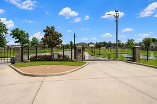 4814 Pecan Arbor Ln, Houston, TX 77069 - Photo 3