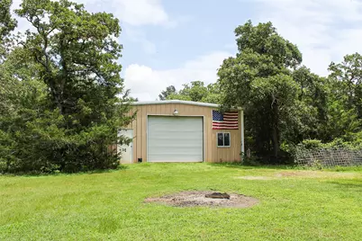 1076 W Branding Iron, Weimar, TX 78962 - Photo 7