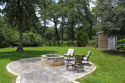 1076 W Branding Iron, Weimar, TX 78962 - Photo 9
