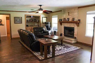 1076 W Branding Iron, Weimar, TX 78962 - Photo 11