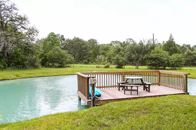 1076 W Branding Iron, Weimar, TX 78962 - Photo 3