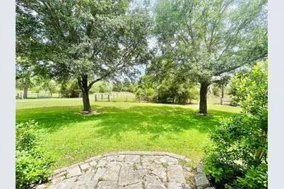 1076 W Branding Iron, Weimar, TX 78962 - Photo 21