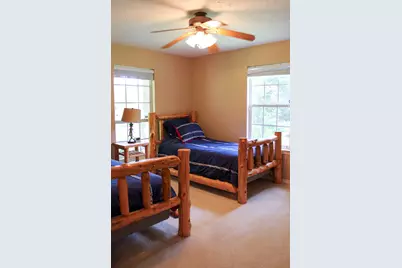 1076 W Branding Iron, Weimar, TX 78962 - Photo 15
