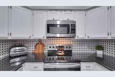 2608 Bering Drive #2608, Houston, TX 77057 - Photo 9
