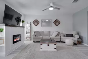 2608 Bering Dr, Houston, TX 77057 - Photo 5