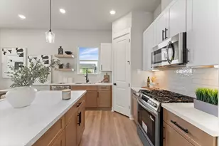 1102 Mansfield St, Houston, TX 77091 - Photo 9