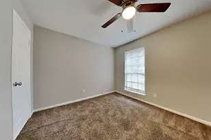 2730 Longleaf Pines Dr, Houston, TX 77339 - Photo 9