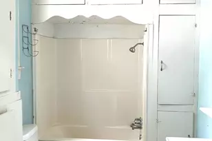 603 N Depot St, Victoria, TX 77901 - Photo 9