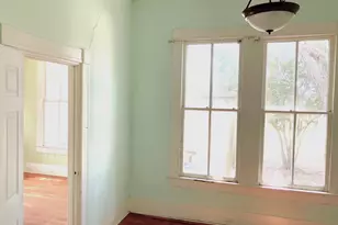 603 N Depot St, Victoria, TX 77901 - Photo 7