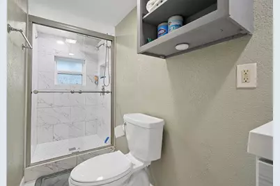 715 31st Street #Rear, Galveston, TX 77550 - Photo 9